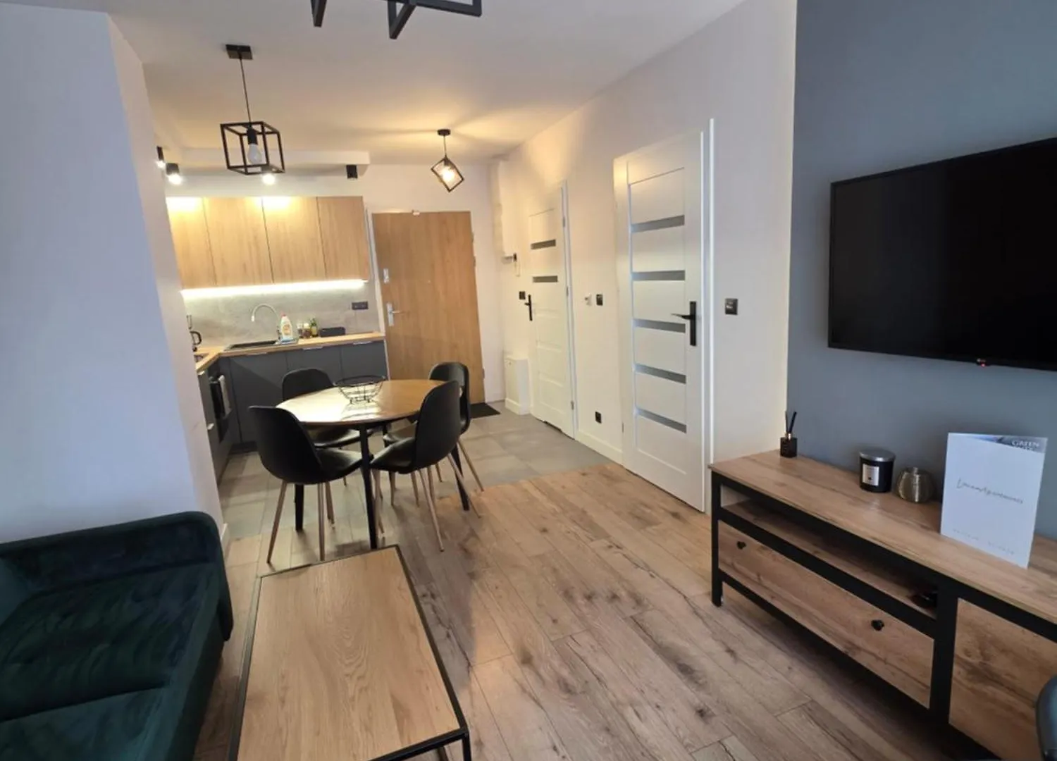 Mieszkanie W Nowoczesnym Halo Apartament W Centrum Wroclaw Poland